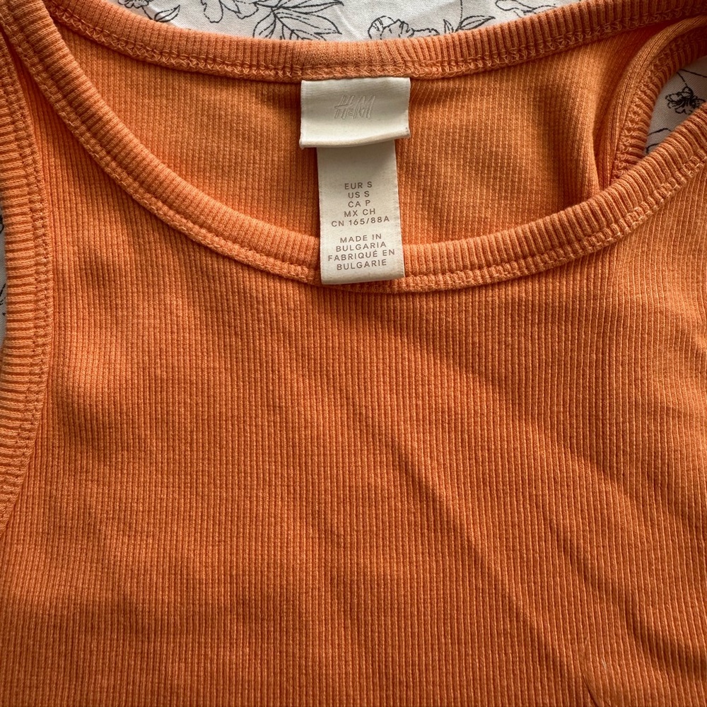 H&M Orange Cropped Razorback Tank top - Picture 3 of 3